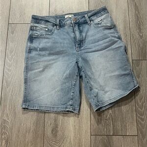 Women’s Blue Denim Shorts